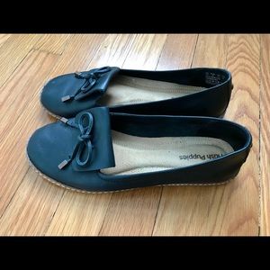 Hush Puppies Size 8.5 leather loafers